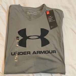 Mens Under Armour short sleeve tshirt. Size Medium. Brand new with tags